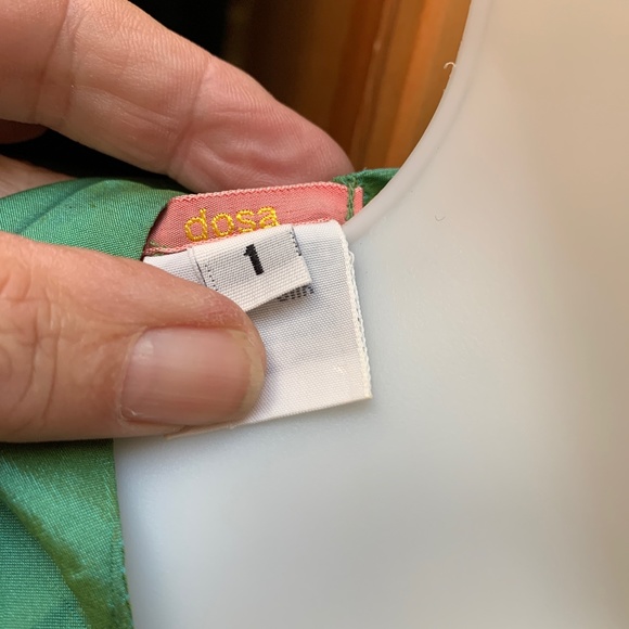 Dosa 100% silk wraparound Dress size 1 or US small gorgeous green - Picture 3 of 16